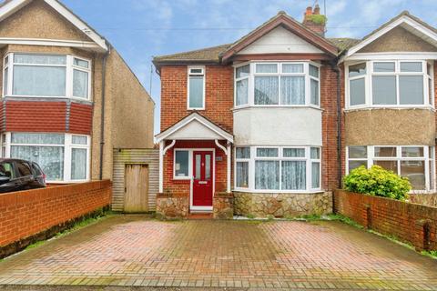Mill Road, Southampton, Hampshire, SO15