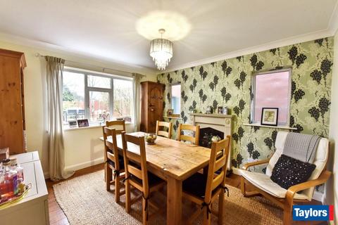 undefined, Belle Vue, Stourbridge DY8