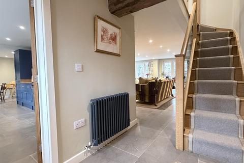 undefined, Bridge End, Warwick