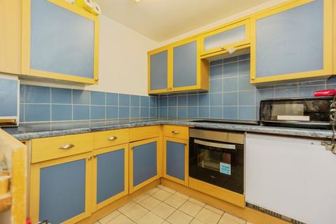 1 bedroom flat for sale, Hathersage Road, Manchester, Greater Manchester, M13