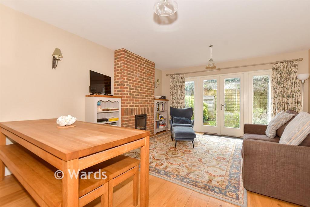 2 bedroom semi-detached house for sale
