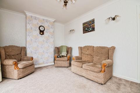 3 bedroom semi-detached house for sale, Ferndale Road, Oldbury, B68
