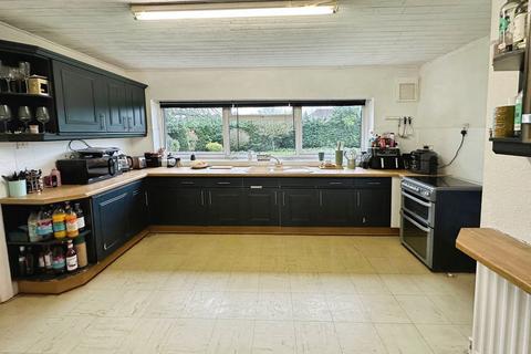undefined, Hall Close, Leicester LE2