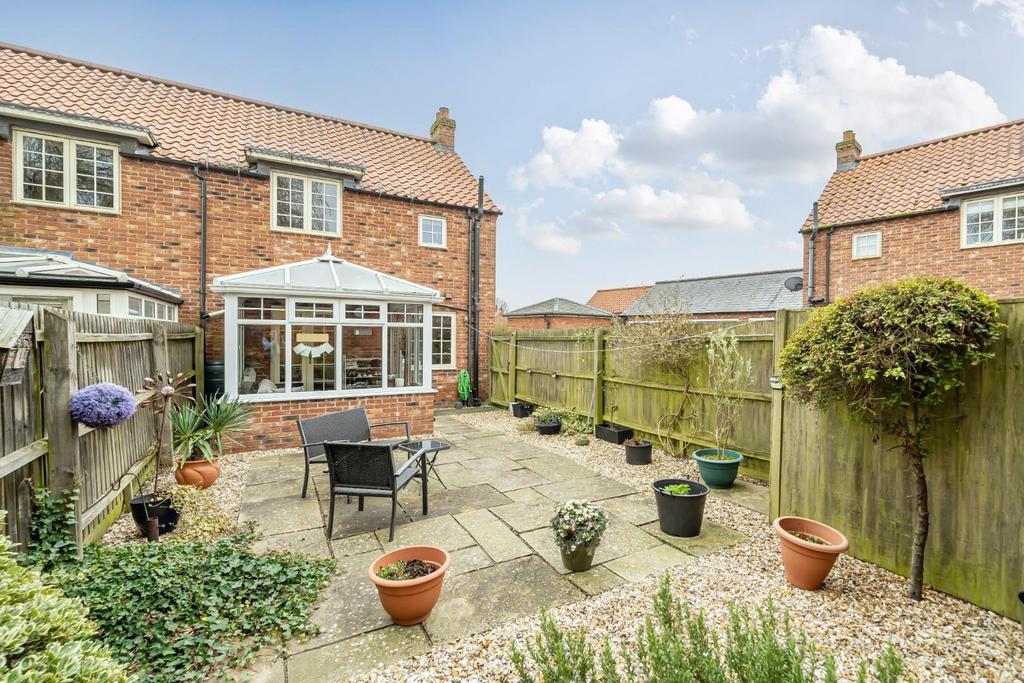 2nd view PROPERTY REAR.jpg
