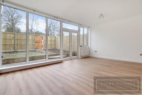 2 bedroom apartment to rent, Haughmond, Woodside Grange Road, London, N12