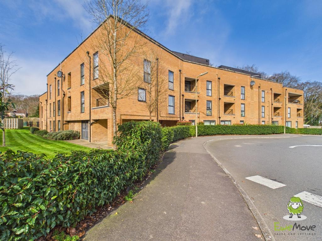 Ewe Move Basingstoke Locksbridge House External Fro