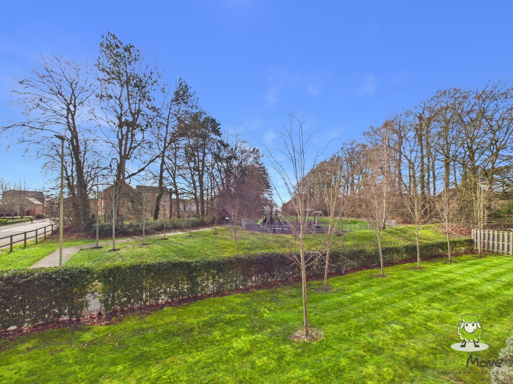 Ewe Move Basingstoke Locksbridge House Outlook from