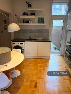 2 bedroom flat to rent, Oakley Place, London, SE1
