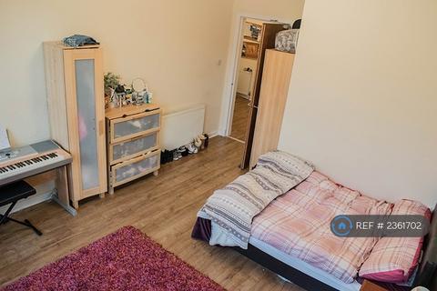 undefined, Argyle Street, Glasgow, G3