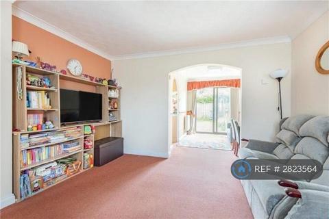 3 bedroom semi-detached house to rent, Burano Grove, Milton Keynes, MK7
