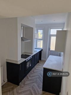 undefined, Wellington St, Huddersfield, HD3