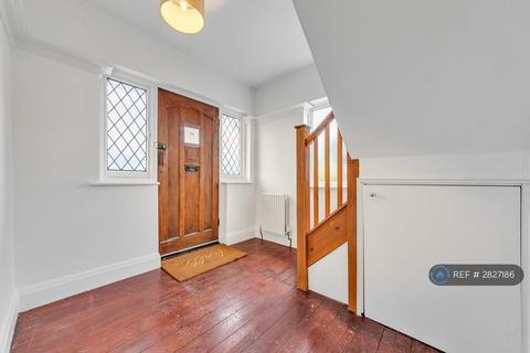 undefined, Woodside Close, Berrylands, Surbiton Surrey., KT5