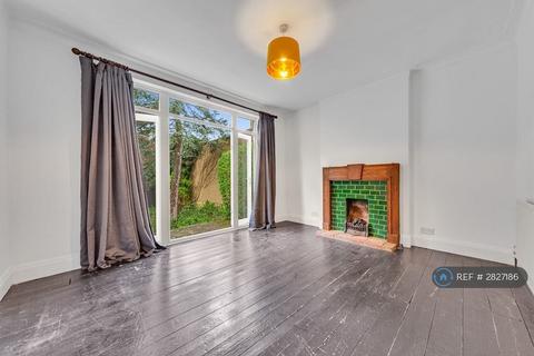 undefined, Woodside Close, Berrylands, Surbiton Surrey., KT5