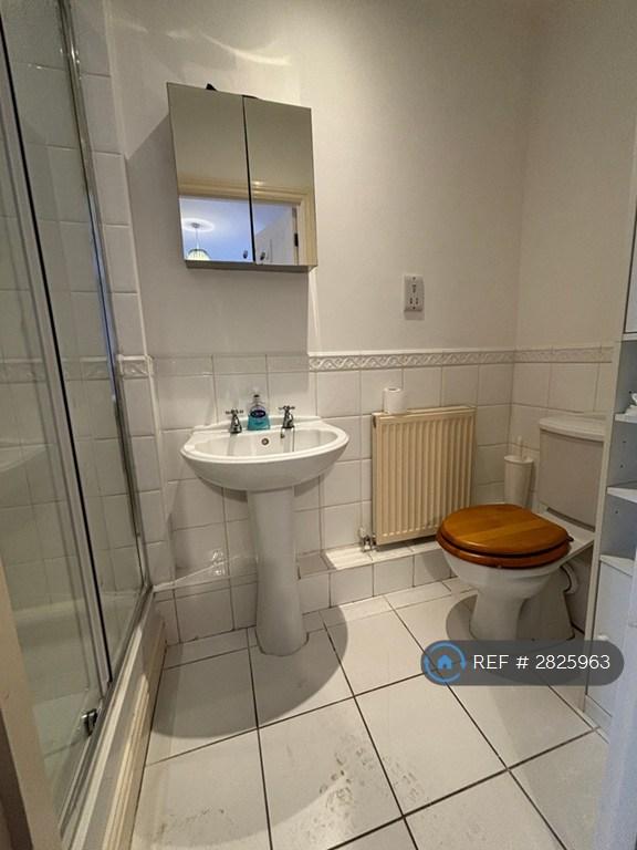 Ensuite Bathroom