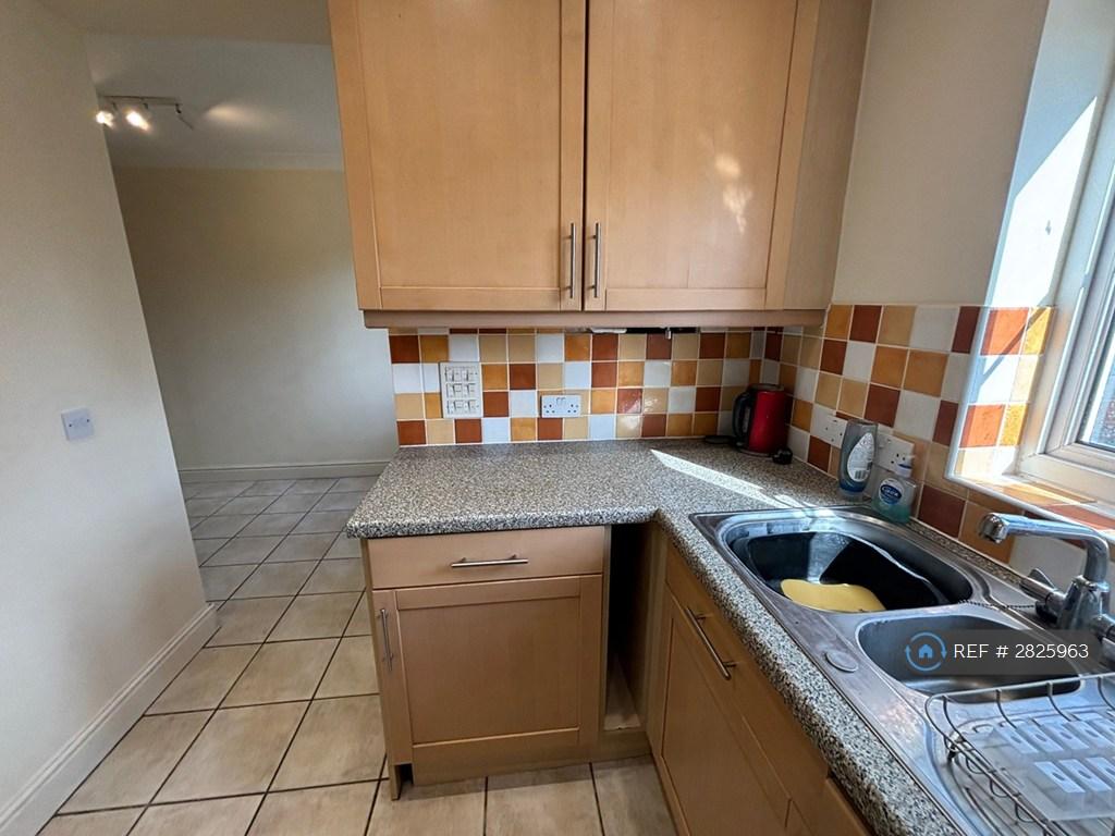 Kitchen Leading Onto Seperate Dining Area