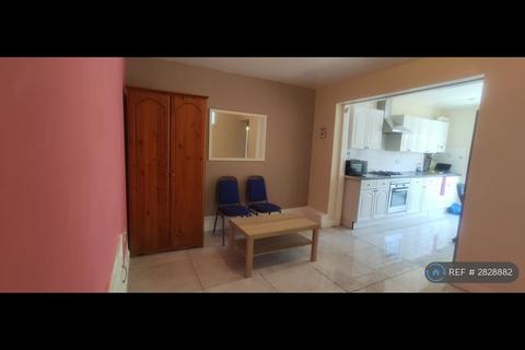 undefined, Dawley Avenue, Uxbridge, UB8
