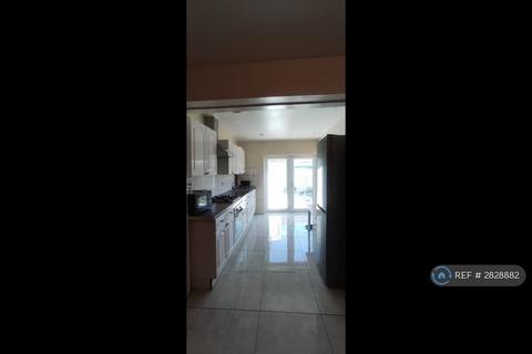 undefined, Dawley Avenue, Uxbridge, UB8
