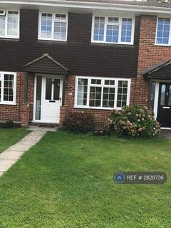 3 bedroom terraced house to rent, Henley Drive, Camberley, GU16