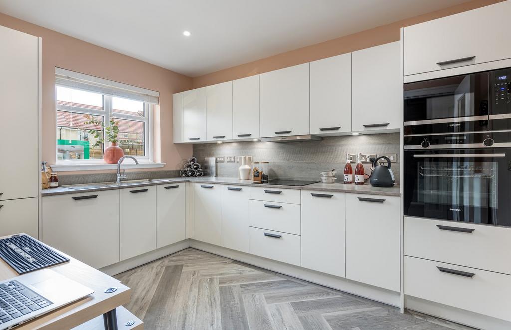 Cornhill village, hamilton