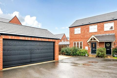 undefined, Bennett Drive, Banbury, Oxfordshire, OX16