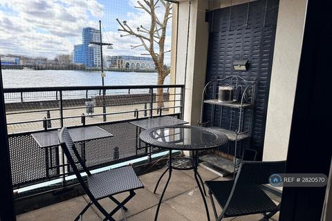 undefined, Chart House, London, E14
