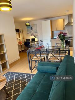 2 bedroom flat to rent, Dyche Street, Manchester, M4