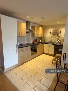 2 bedroom flat to rent, Dyche Street, Manchester, M4
