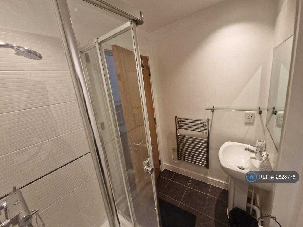 En Suite Shower
