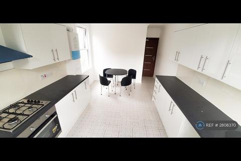 undefined, Abbotts Park Road, London, E10