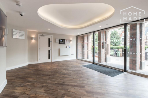 Studio to rent, Gerard Court, Willesden Green, NW2