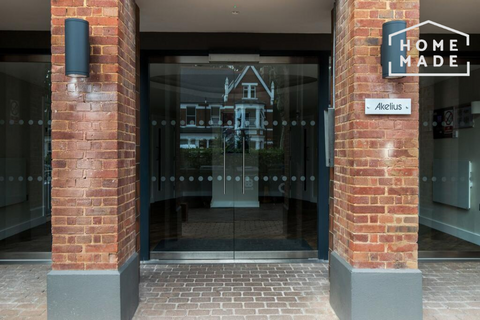 Studio to rent, Gerard Court, Willesden Green, NW2