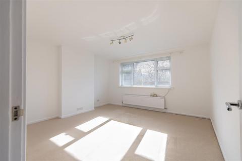 undefined, Claerwen Drive, Lakeside, CARDIFF