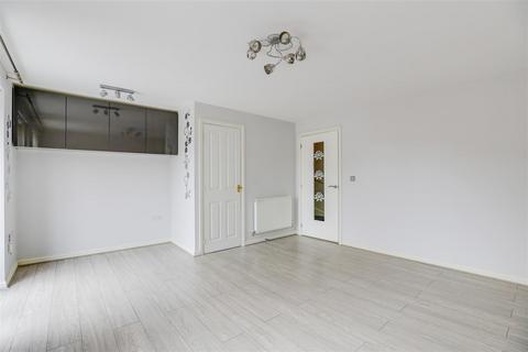 undefined, Ffordd Nowell, Penylan, Cardiff