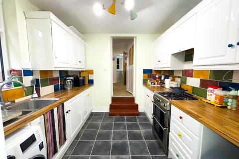 2 bedroom terraced house for sale, Flaxton Road, Plumstead, London, SE18 2EW