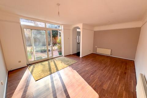 undefined, Chelsworth Drive, Plumstead, London, SE18 2RA