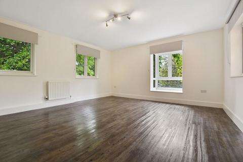 undefined, Claremont Grove, London, W4