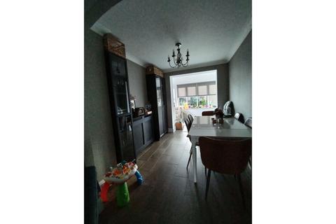 undefined, Airedale Close, Warrington, WA5
