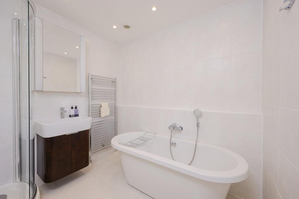 Bedroom 2 Ensuite