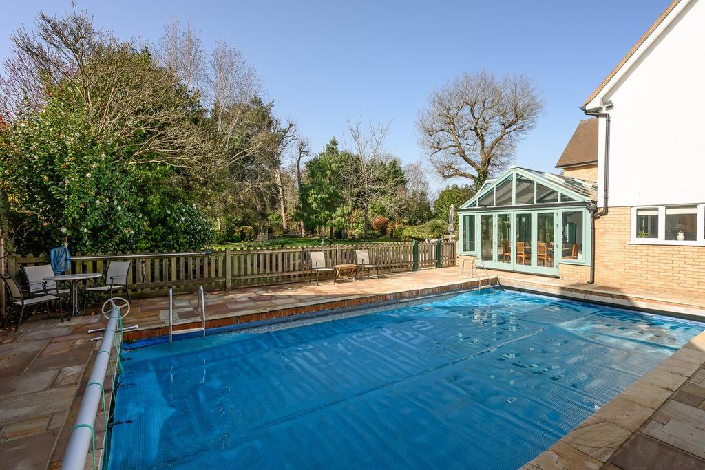 Heated Swimming Pool