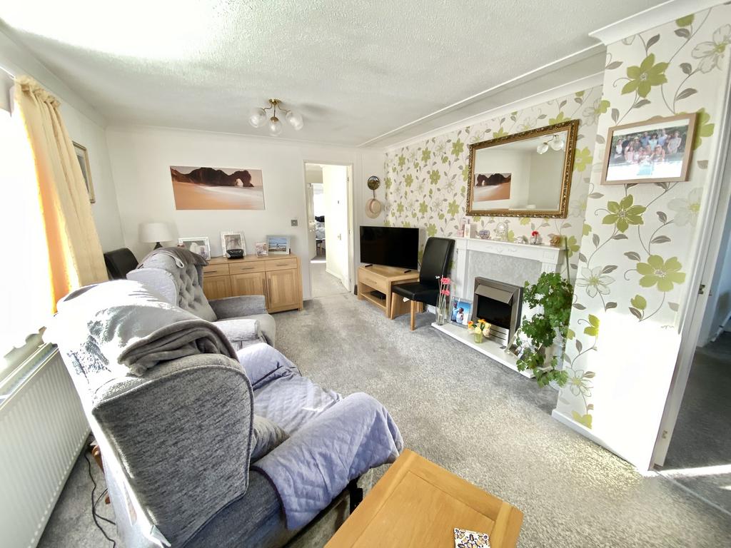 Large Lounge