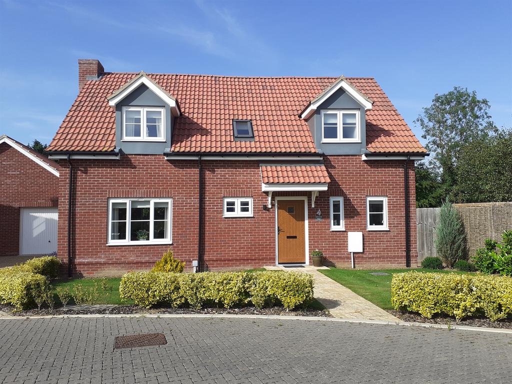 3 bedroom detached house for sale