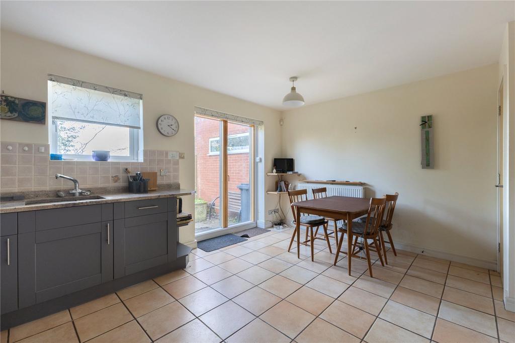 Kitchen/Breakfast