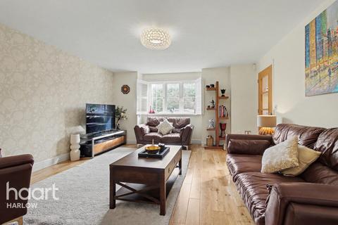undefined, Saffron Crescent, Sawbridgeworth