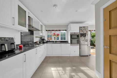 5 bedroom detached house for sale, Dickens Drive, Chislehurst BR7