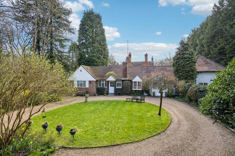 2 bedroom bungalow for sale, Windmill Road, Fulmer, Buckinghamshire, SL3