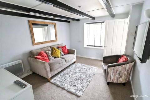 2 bedroom terraced house for sale, Kenwyn Street, Truro