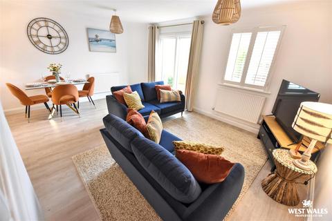 undefined, Goughs Court, Milford Haven