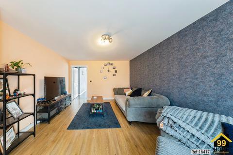3 bedroom terraced house for sale, Somerset Walk, Milton Keynes, MK10