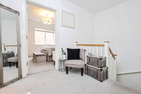 4 bedroom semi-detached house for sale, Arrow Drive, BIRMINGHAM, West Midlands, B45
