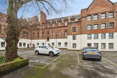1 bedroom flat for sale, Lawrence Road, SOUTHSEA, Hampshire, PO5